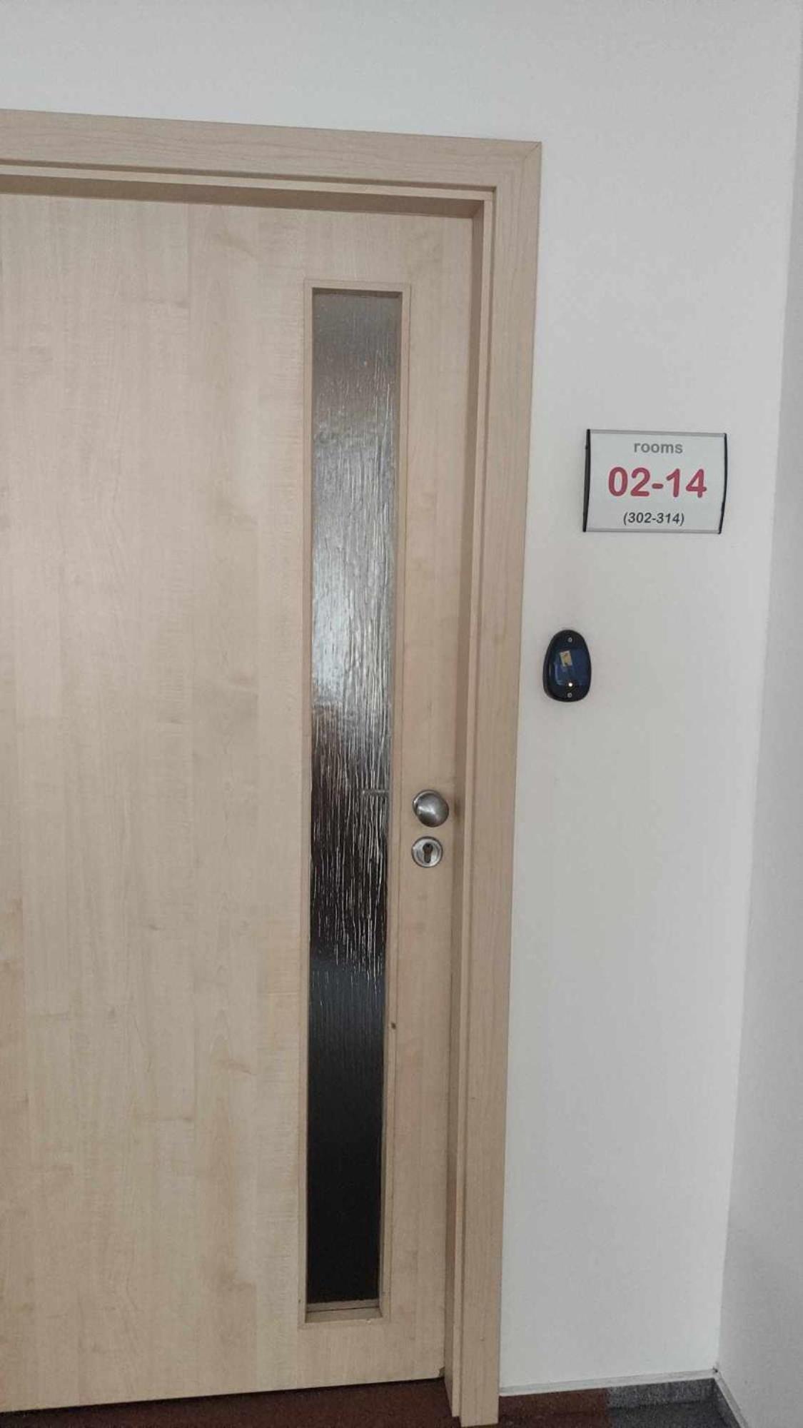 Parkcentrum Lowcost Hotel Near Center Of 俄斯特拉发 外观 照片